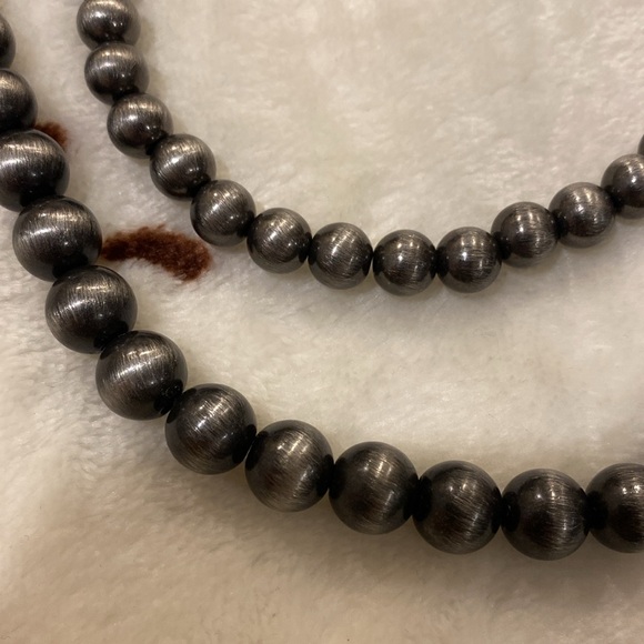 2/$20 Faux Navajo Pearl Chokers - Picture 3 of 5